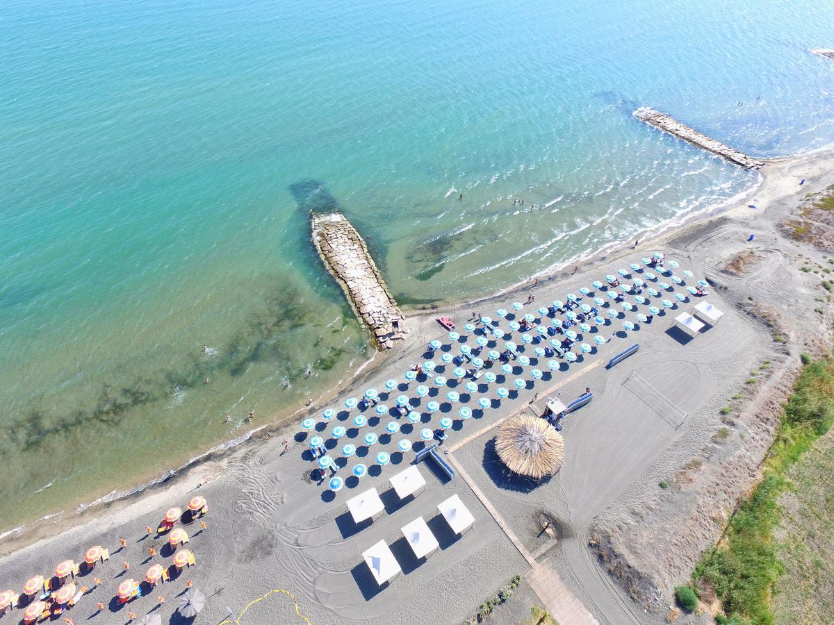 Villaggio Albergo Cervo Zapponeta Buitenkant foto