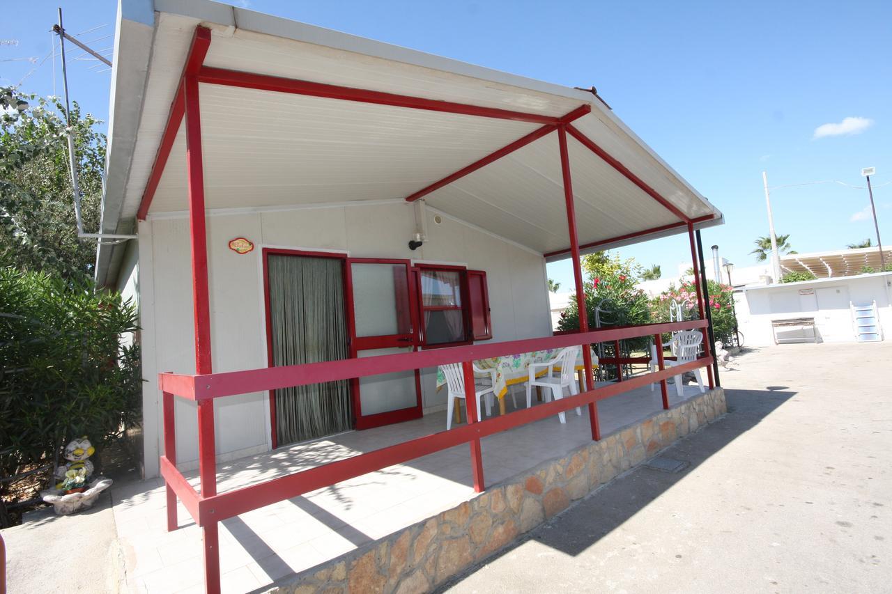 Villaggio Albergo Cervo Zapponeta Buitenkant foto